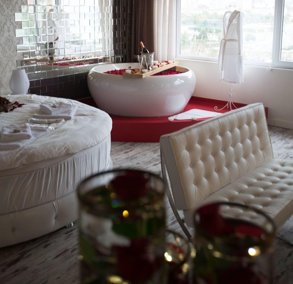 Melek Hotels Moda Istambul Extérieur photo